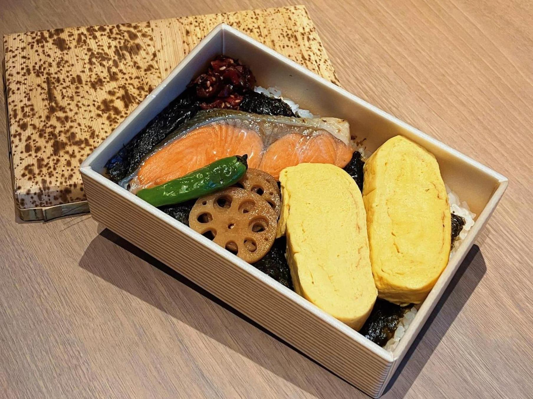 Garner Hotel Osaka Honmachi Station By Ihg Bagian luar foto